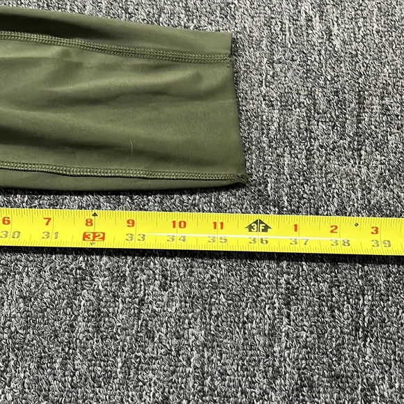 All in motion, high rise, leggings. 1301 - Picture 5 of 10